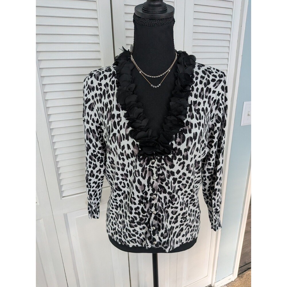 White House Black Market Cardigan Sweater L Leopard Ruffle Collar 3/4 Sleeve